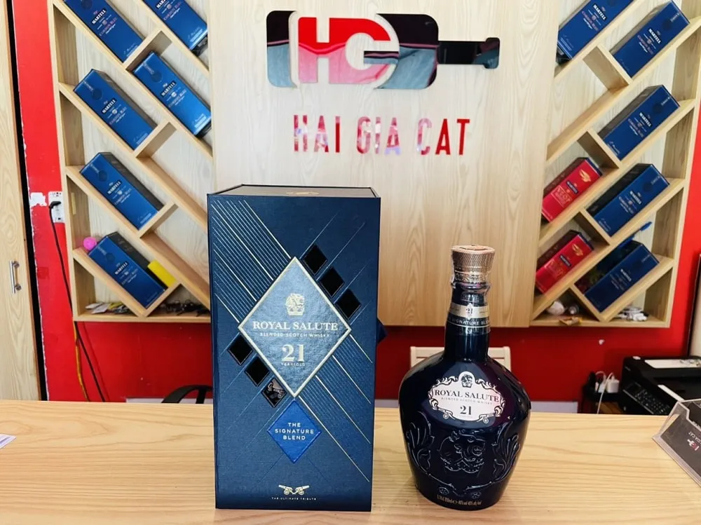 Rượu Chivas 21 năm chính hãng giá tốt ở Hải Gia Cát