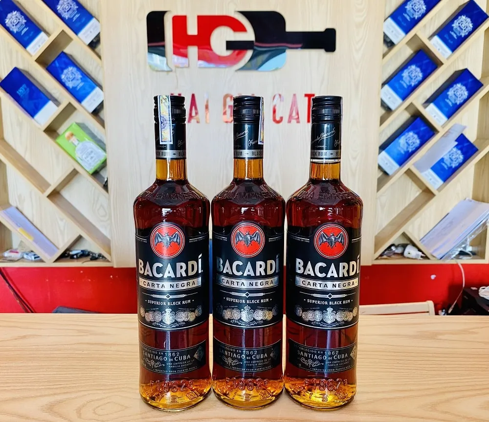 Giới thiệu rượu Bacardi Black
