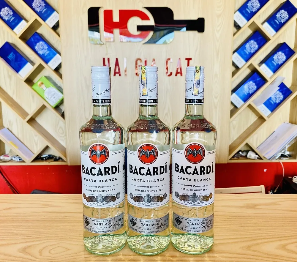Giới thiệu rượu Bacardi White 750ml
