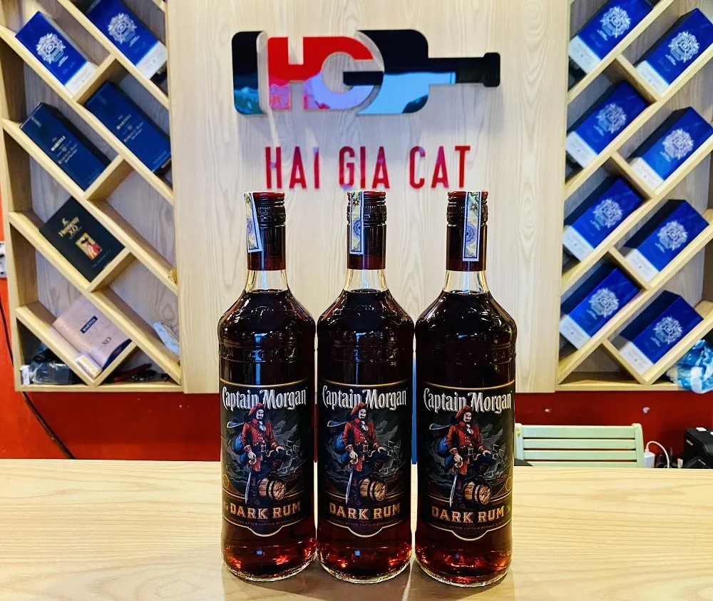 Giới thiệu rượu Captain Morgan Dark Rum