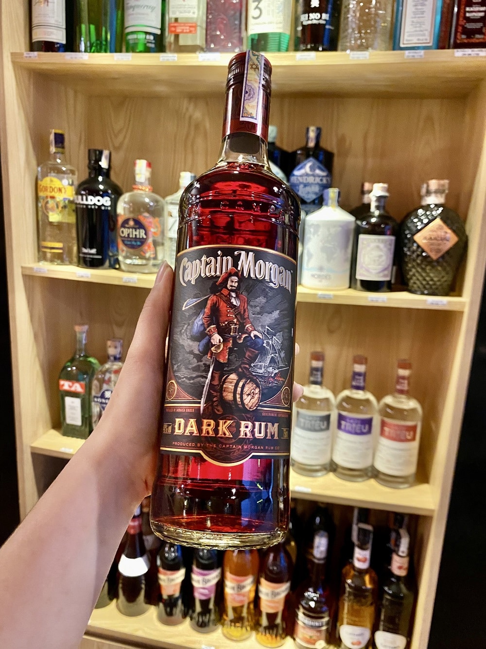 Mua rượu Captain Morgan Dark Rum ở Đà Nẵng tại Hải Gia Cát