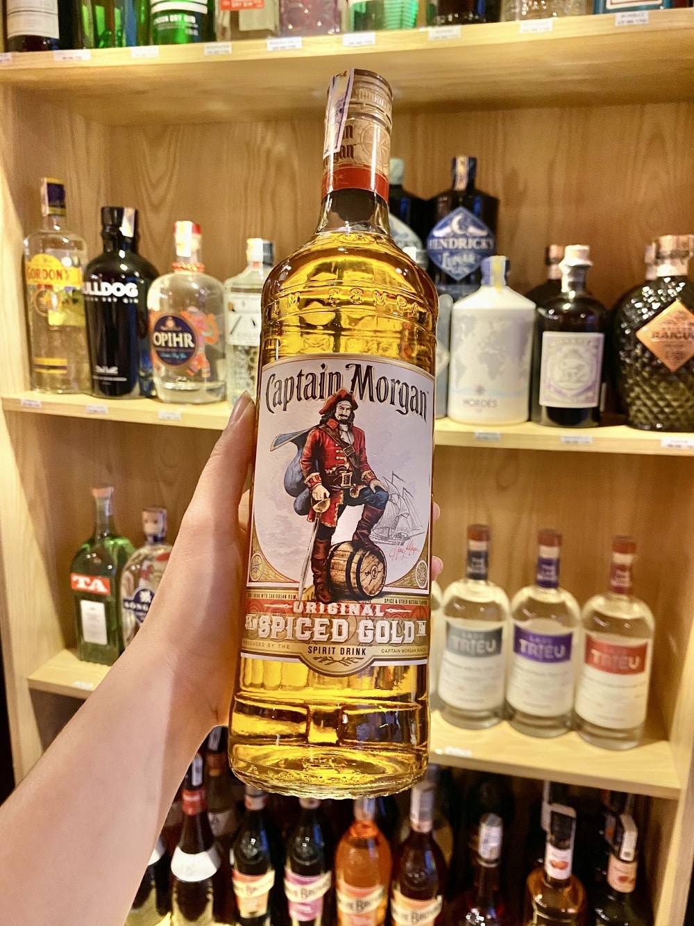 Mua rượu Captain Morgan Spiced Gold rum ở Đà Nẵng tại Hải Gia Cát