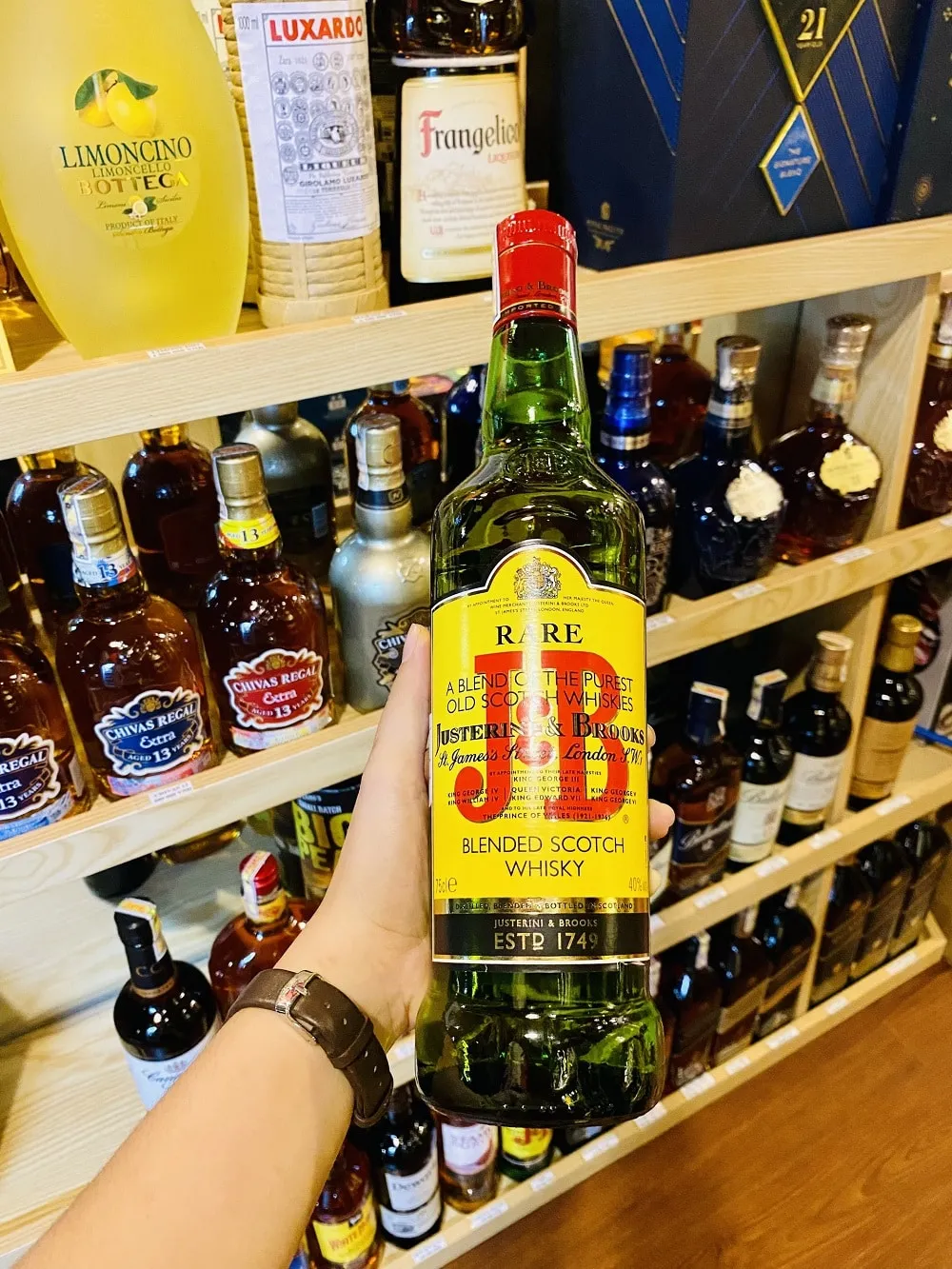 Mua rượu J&B Rare Whisky ở Đà Nẵng tại Hải Gia Cát