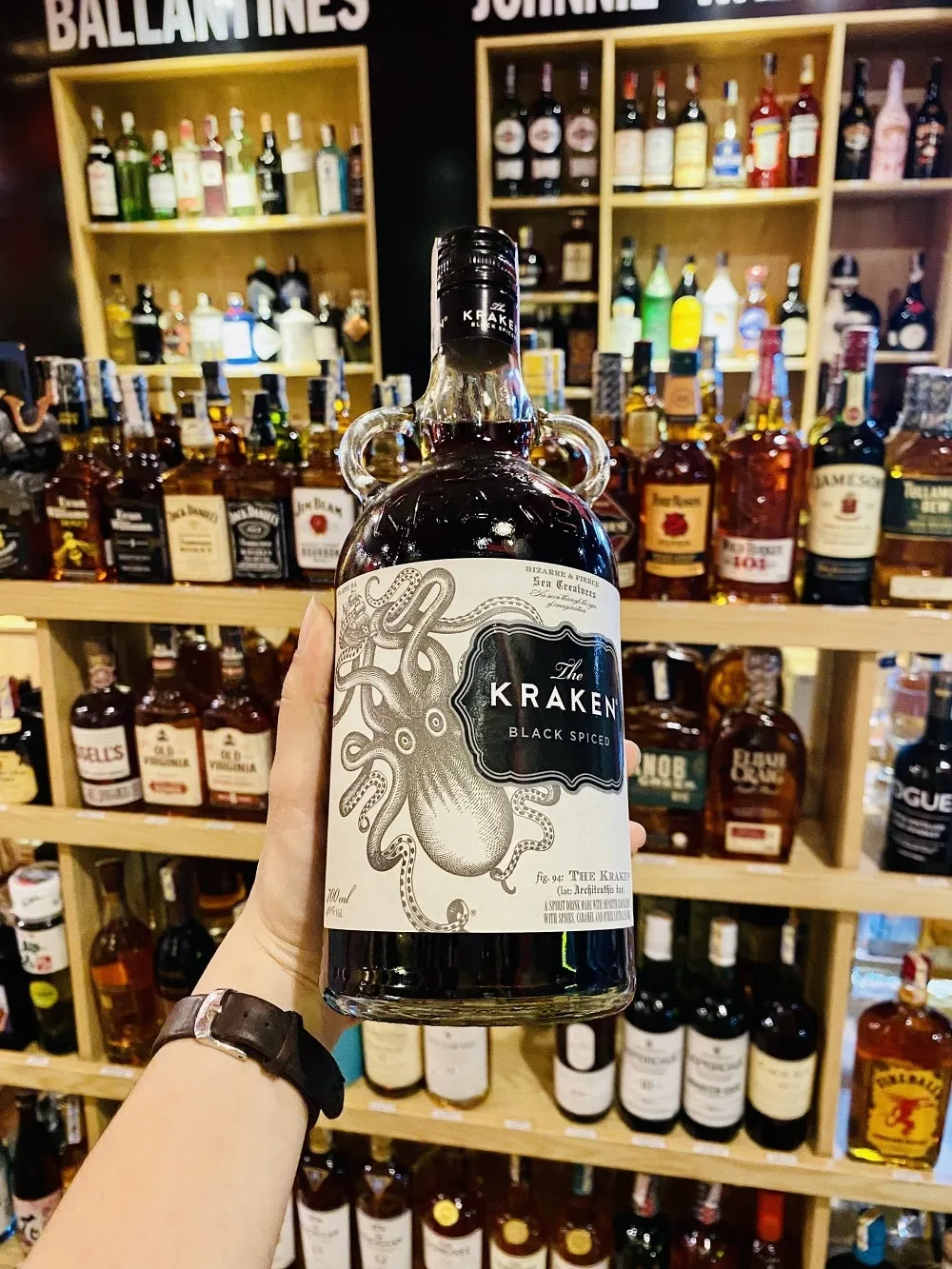 Mua rượu Kraken Black Spicied rum ở Đà Nẵng tại Hải Gia Cát
