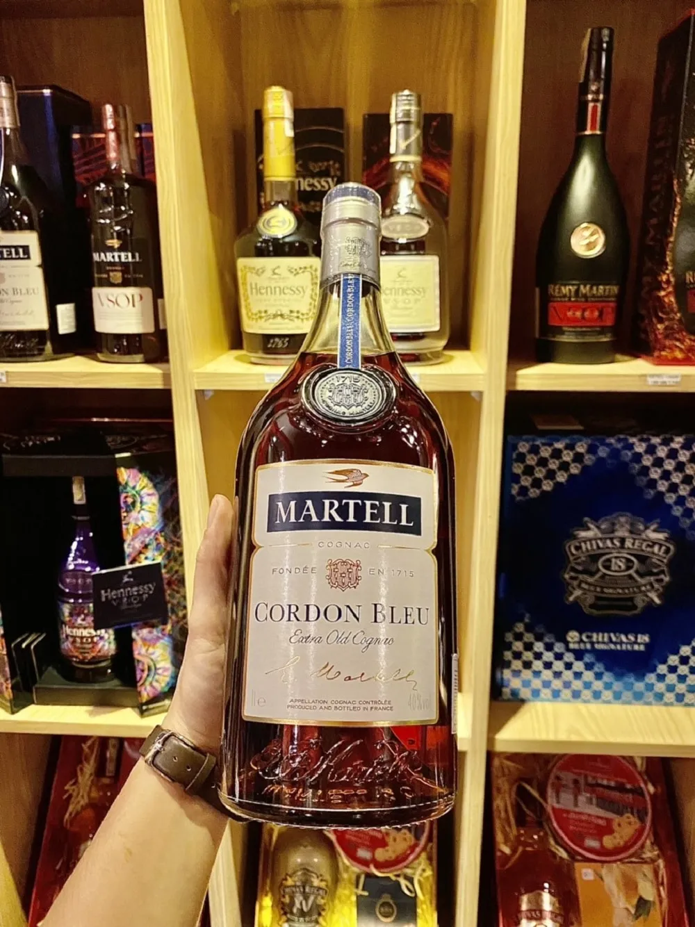 Mua rượu Martell Cordon Bleu 1lit giá tốt ở Đà Nẵng tại Hải Gia Cát
