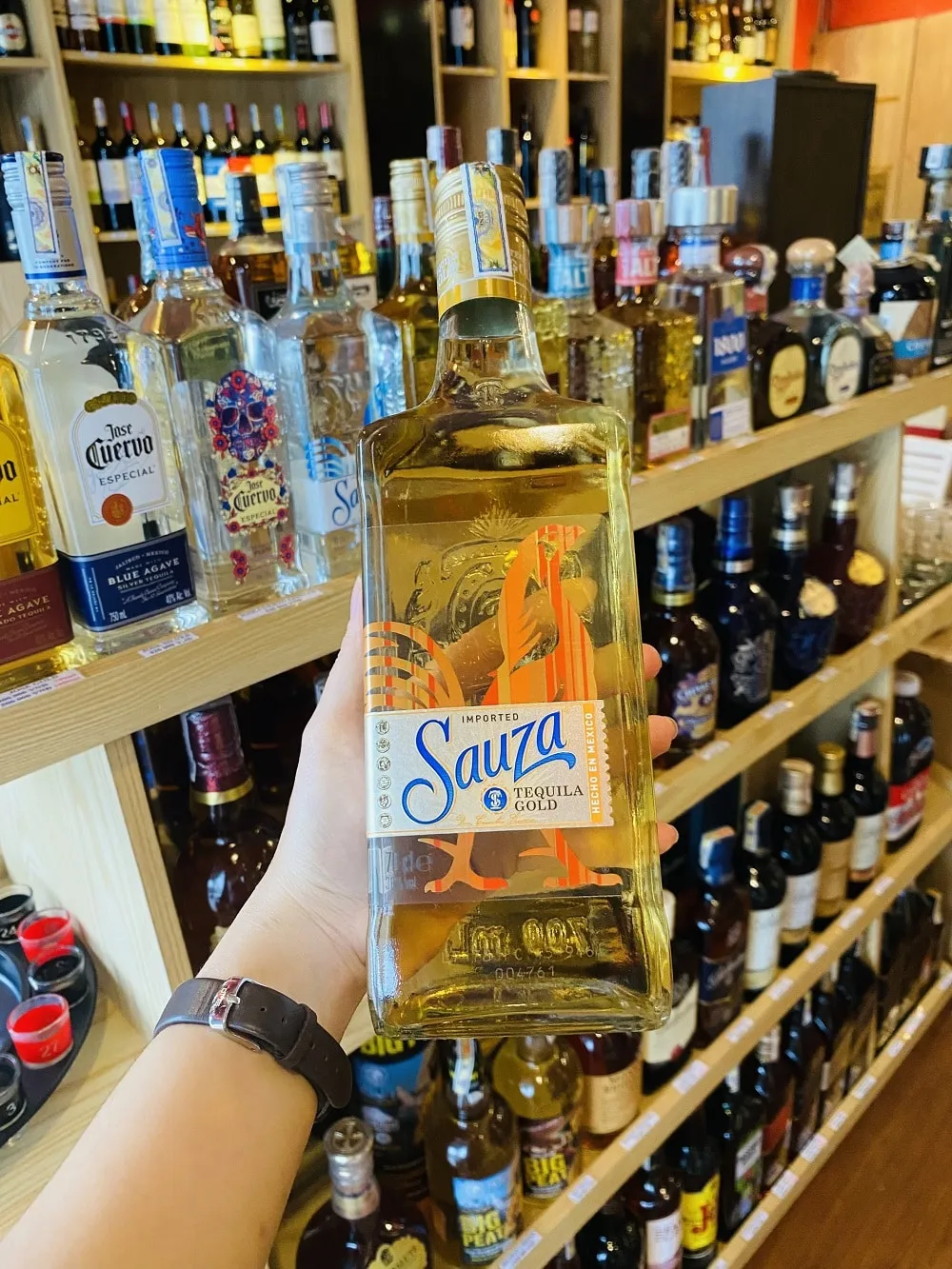 Mua rượu Tequila Sauza Gold ở Đà Nẵng tại Hải Gia Cát