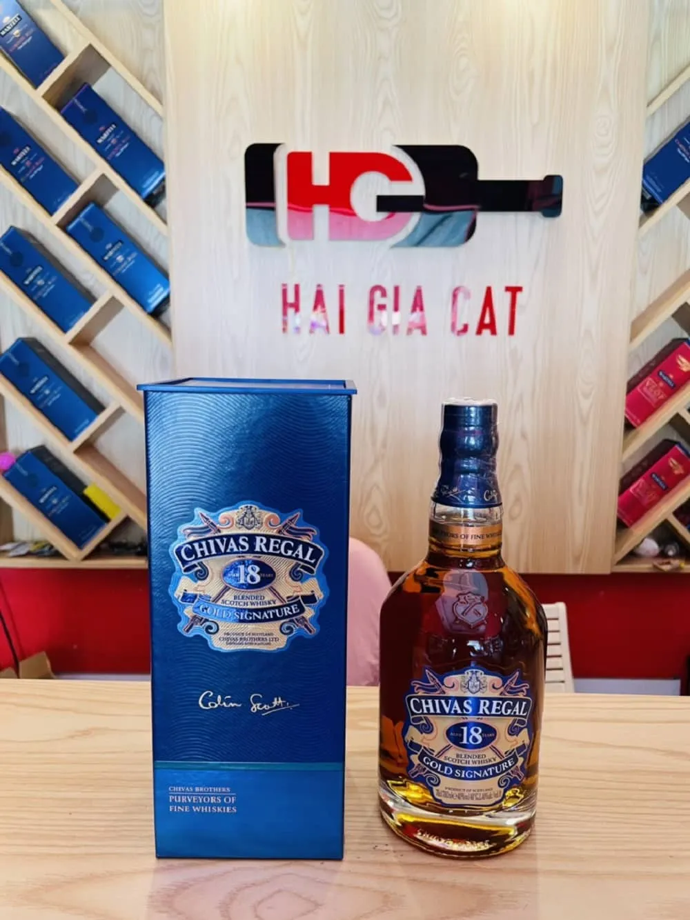 Rượu Chivas 18 Gold chính hãng giá tốt ở Hải Gia Cát