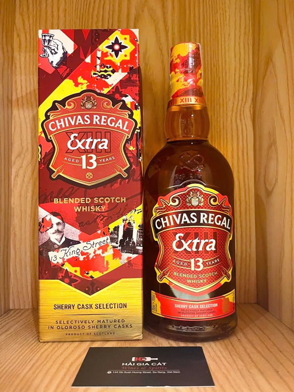 Ruou Chivas Extra 13 Nam Sherry Cask 2024