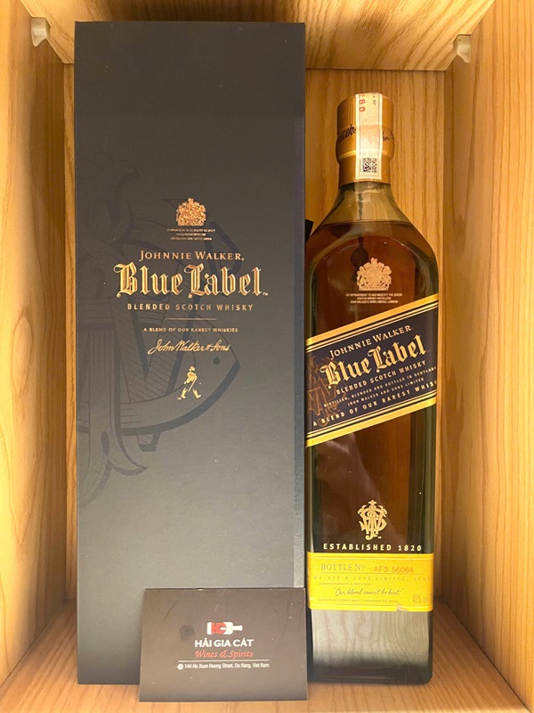 Ruou Johnnie Walker Blue Labe Tai Hai Gia Cat 2024