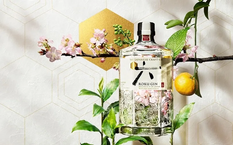 Rượu Roku Gin với 6 loại thảo mộc
