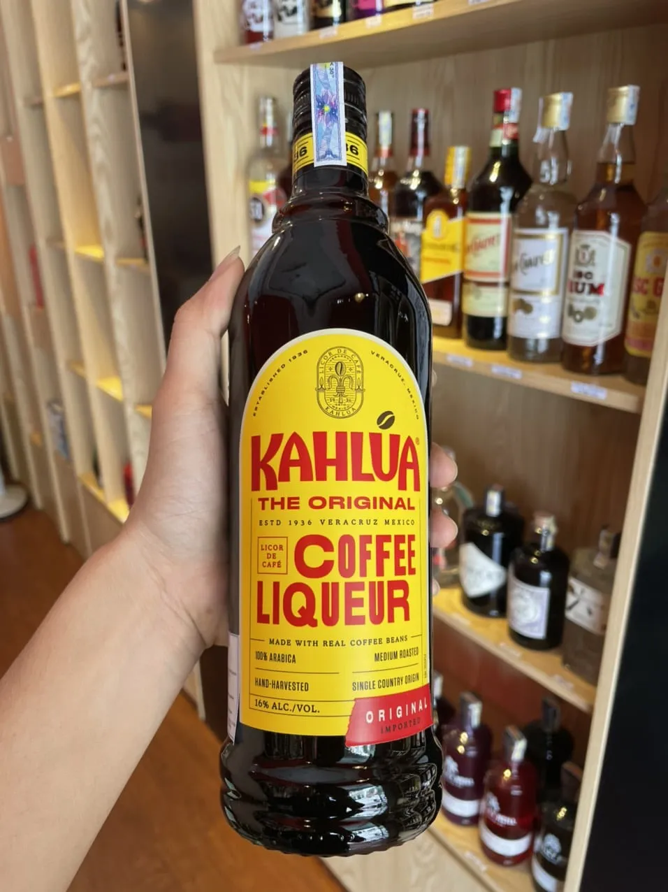 Cách uống rượu kahlua giữ được trọn vẹn hương vị