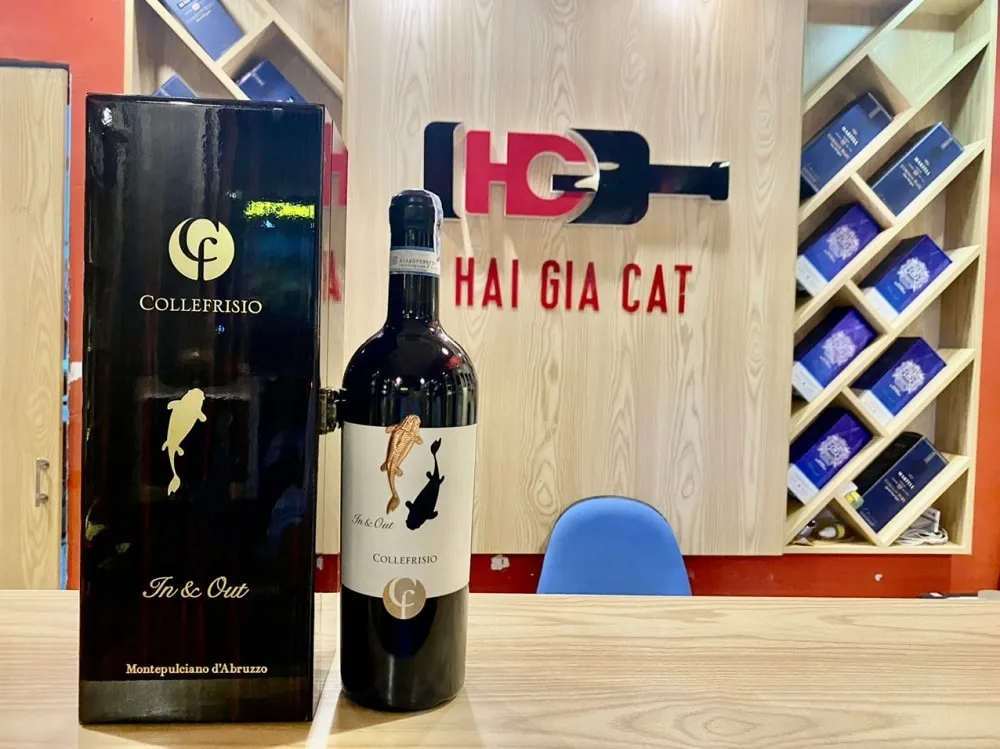 Giới thiệu rượu vang cá chép IN & OUT Collefrisio