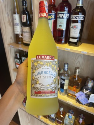 Rượu Luxardo Limoncello Liqueur 1000 ML