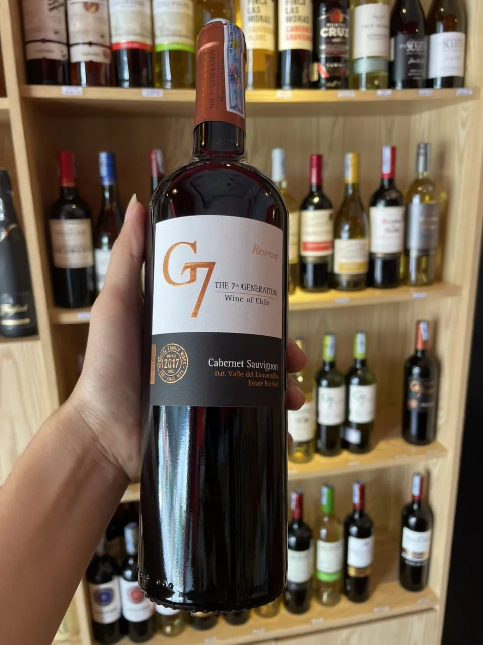 Rượu Red Wine - một trong những sản phẩm rượu vang tại Đà Nẵng được nhiều khách hàng yêu thích