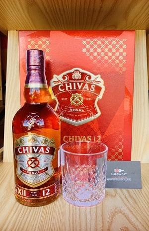 Rượu Chivas 12 hộp quà tết 2023