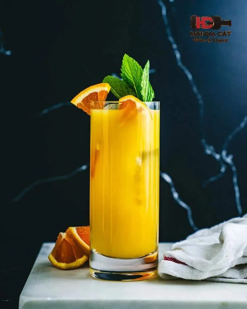 Cocktail Hairy Navel