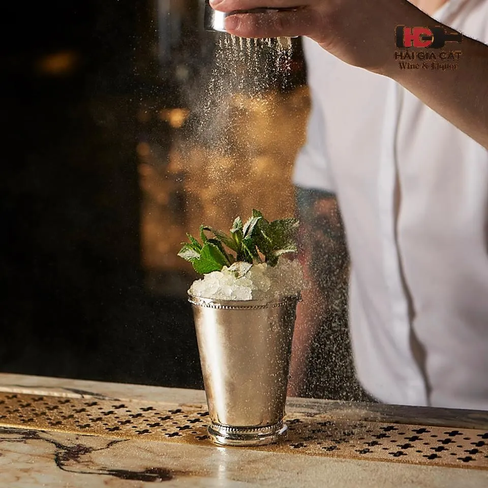 Cách pha rượu hennessy với soda