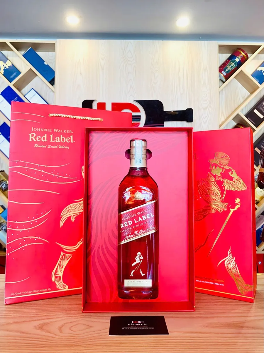 Ruou Red Label Hop Qua 2025 Tai Hgc