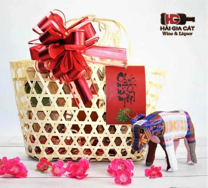 Giỏ quà tết cho doanh nghiệp độc đáo