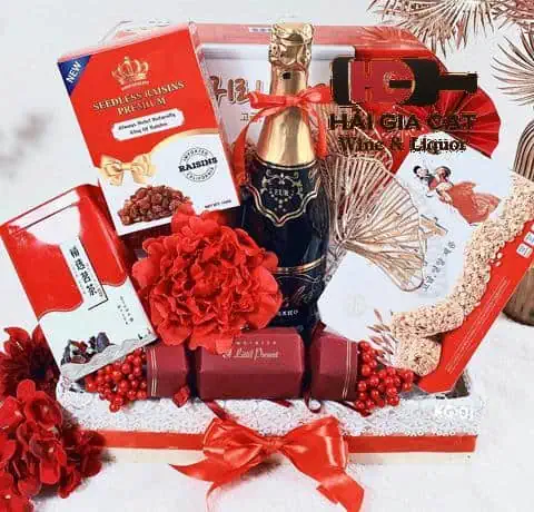 Giỏ quà tết cho nhân viên không chỉ đẹp mà còn chứa đựng nhiều yếu tố