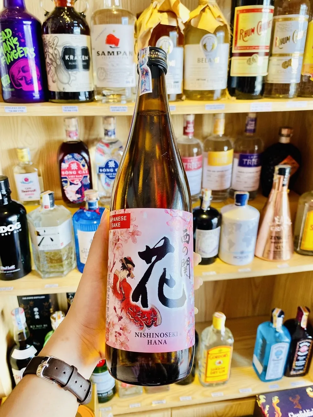 Mua rượu Sake Nishinoseki Hana ở Đà Nẵng tại Hải Gia Cát