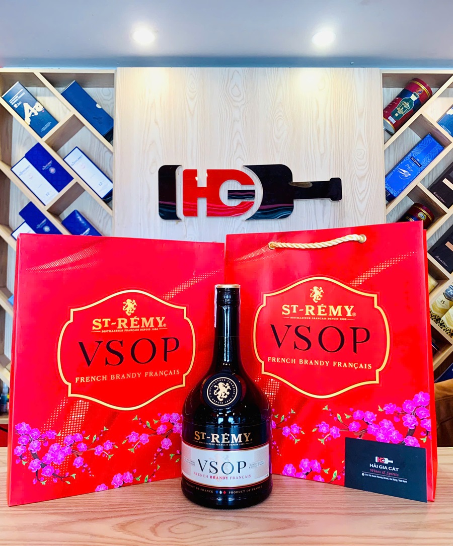 Ruou St Remy Vsop Hop Qua Tet 2025