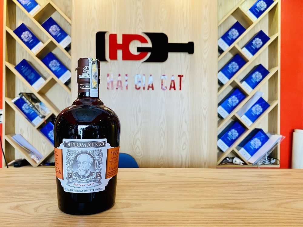 Giới thiệu rượu Diplomatico Mantuano