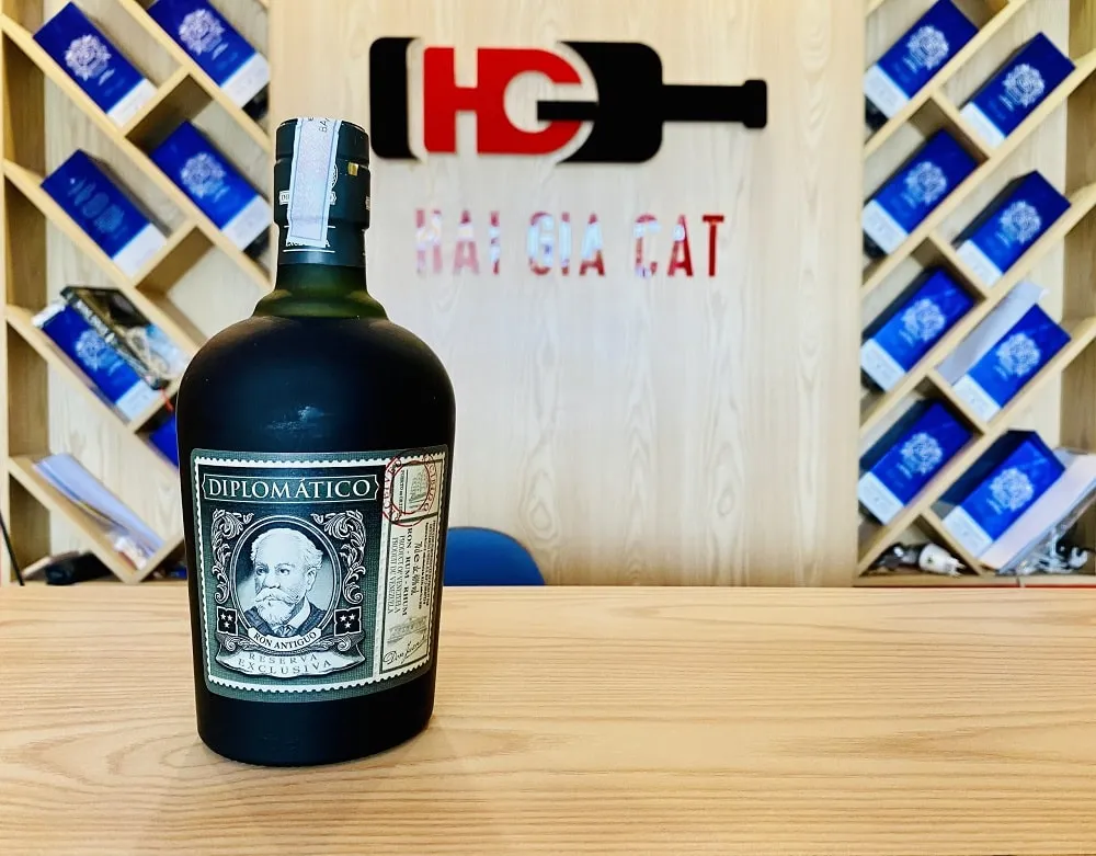Giới thiệu rượu Diplomatico Reserva Exclusiva
