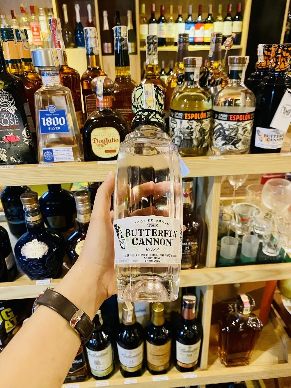 Mua rươu Tequila Butterfly Cannon Rosa ở Đà Nẵng tại Hải Gia Cát