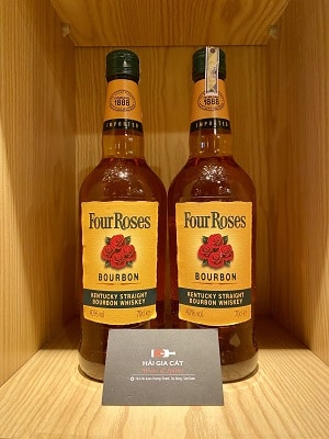 Rượu Four Roses Kentucky Straight Bourbon Whiskey