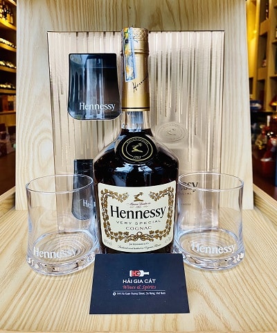Rượu Hennessy VS hộp quà tết 2023