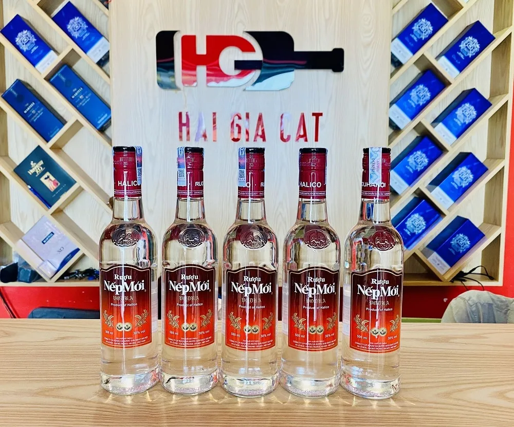 Giới thiệu rượu Vodka Nếp Mới 500ml