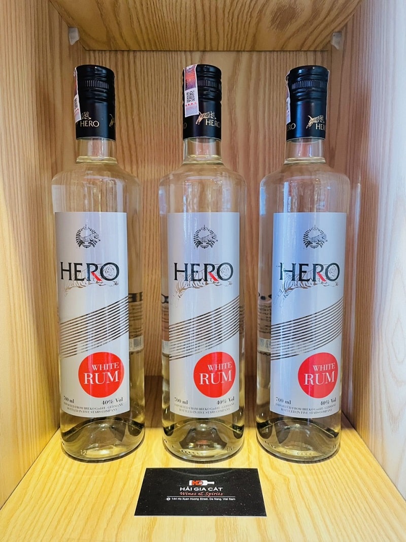 Giá rượu Hero White Rum như thế nào