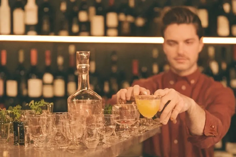 Cách pha chế cocktail rượu vang