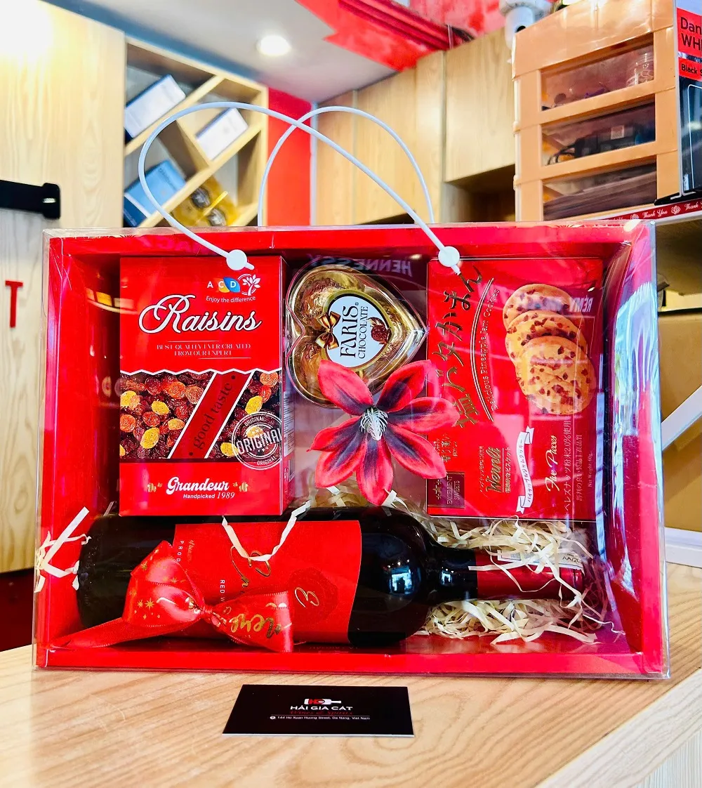 Gio Qua Tet Hanh Phuc Nong Nan 2026