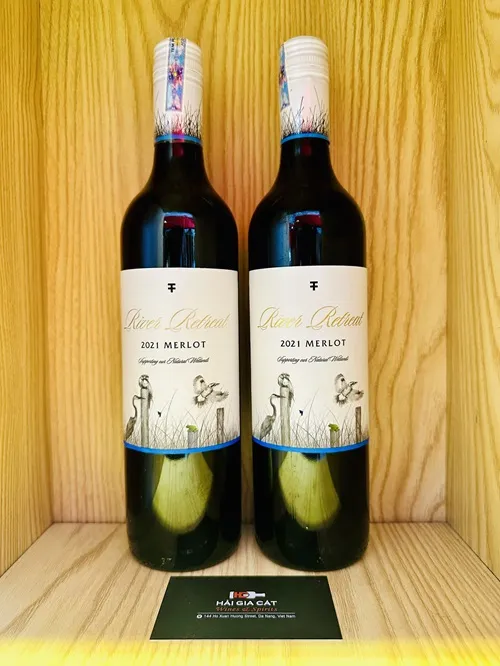 Rượu vang River Retreat Merlot