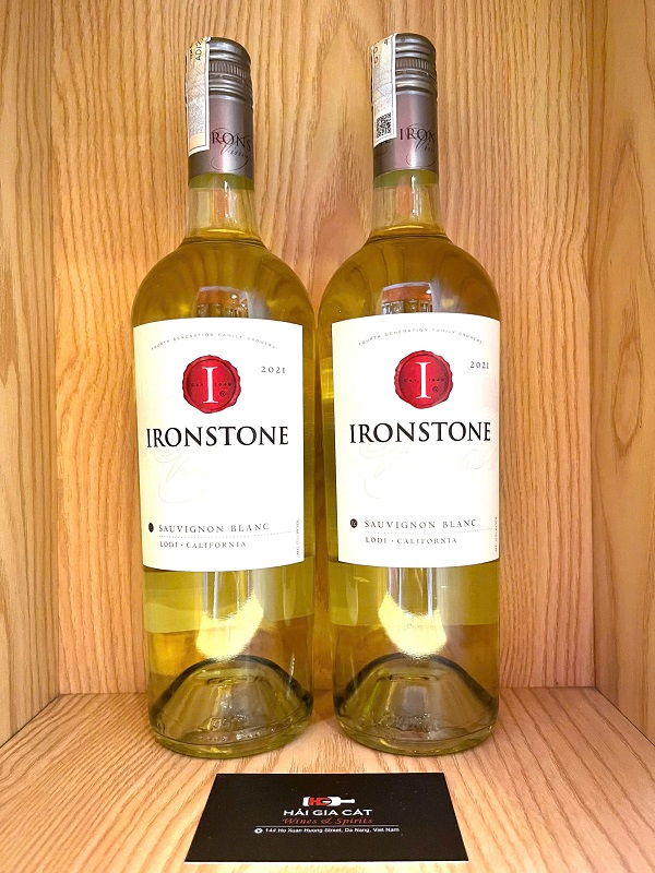 Ruou Vang Ironstone Sauvignon Blanc 2024