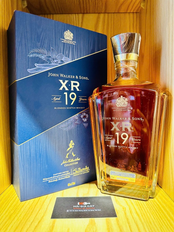 Ruou Johnnie Walker Xr 19