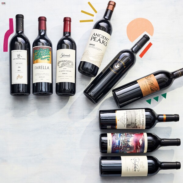 Merlot là một giống nho đỏ nổi tiếng có nguồn gốc từ vùng Bordeaux, Pháp
