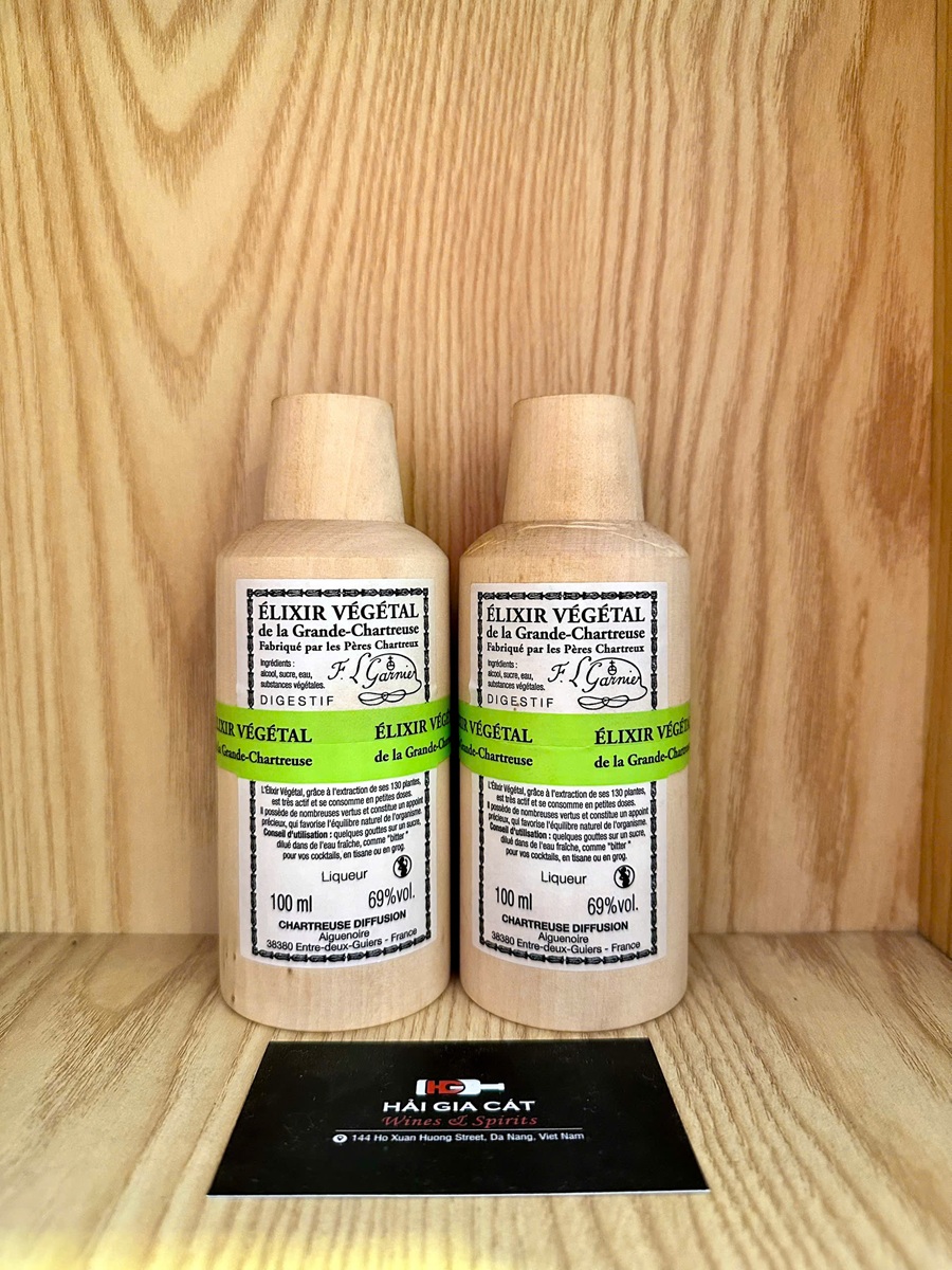 Ruou Chartreuse Elixir Vegetal