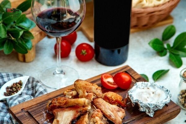 Tempranillo là một trong những loại rượu vang có khả năng kết hợp món ăn tốt nhất.
