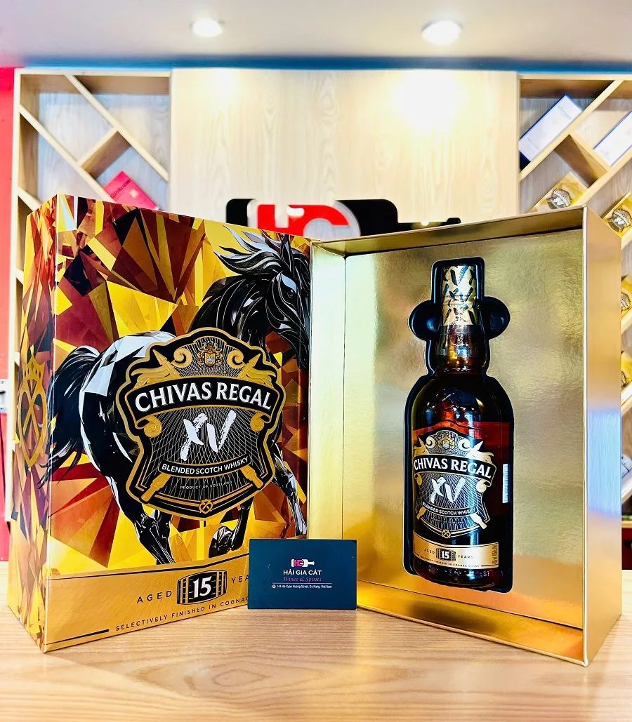 Ruou Chivas 15 Nam Hop Qua Tet 2026 Binh Ngo